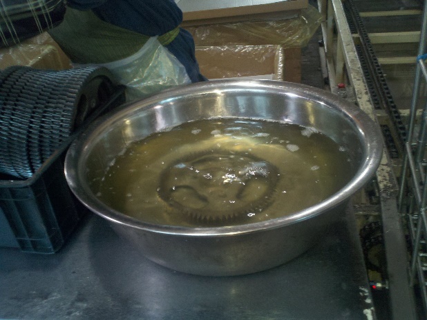 涂敷防锈油的方法